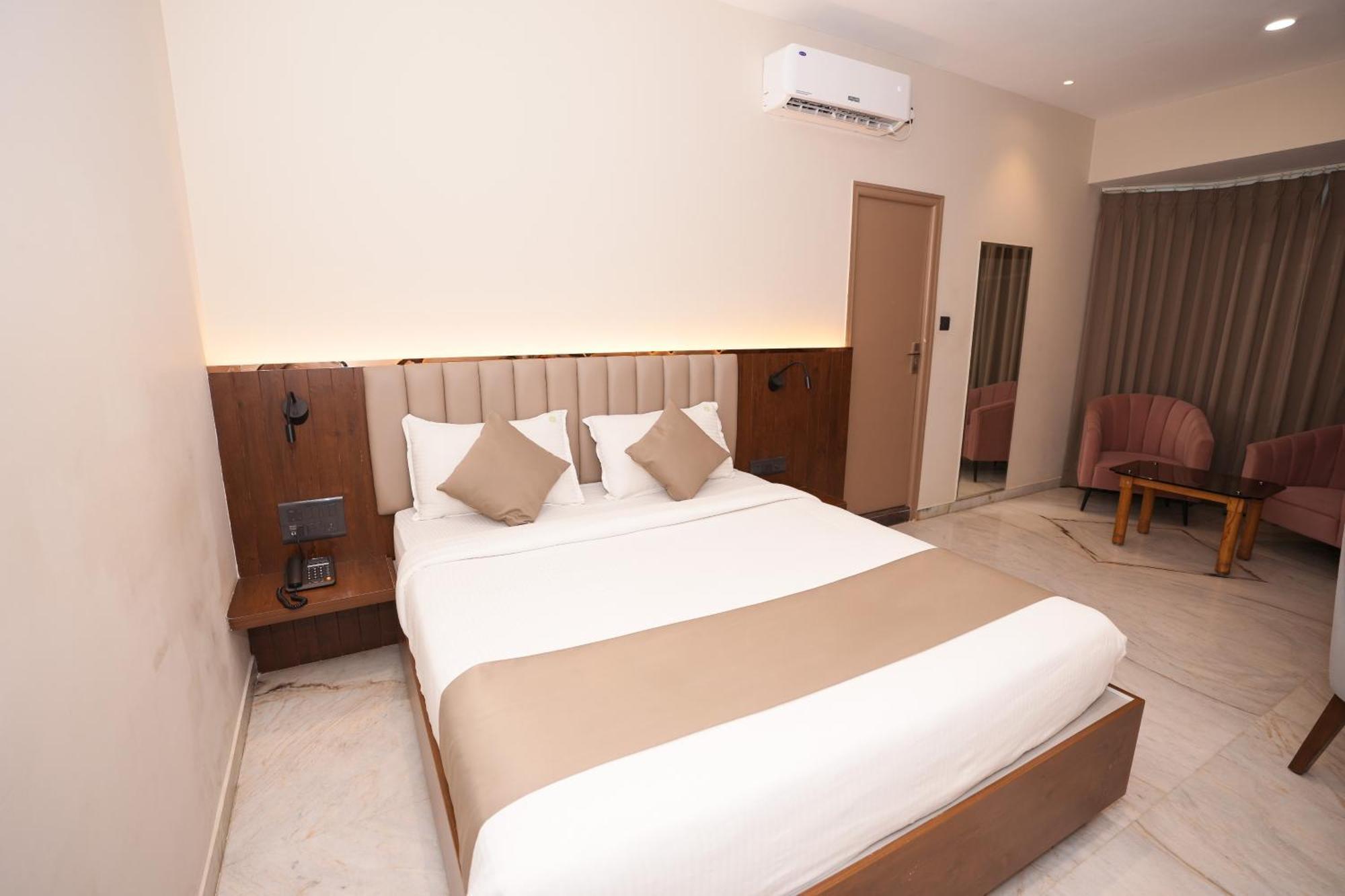Vaishnavi Residency Hotel Bengaluru Kültér fotó